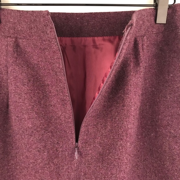 St John | Griffith Gray Lambswool Skirt Purple 8 - Picture 4 of 6